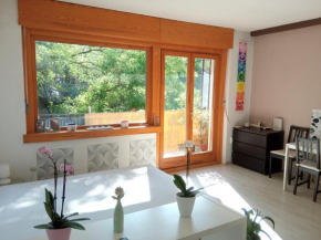Free parking, Balcony, near to city park